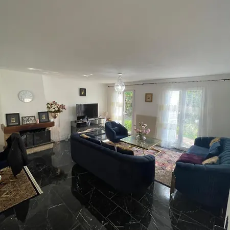 Maison Familiale Villa